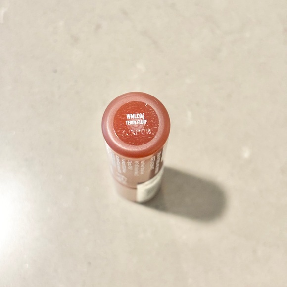 NYX Smooth Whip Matte Lip Cream Teddy Fluff Brown Nude Lipstick NEW - Picture 3 of 3